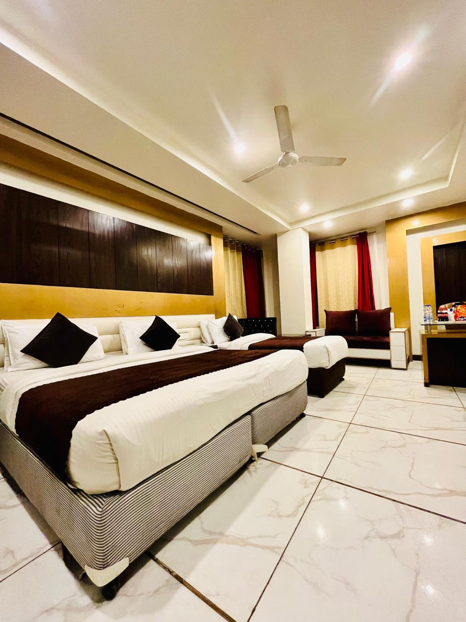 Frankstay -Le Unit By Worth New Delhi Exterior photo